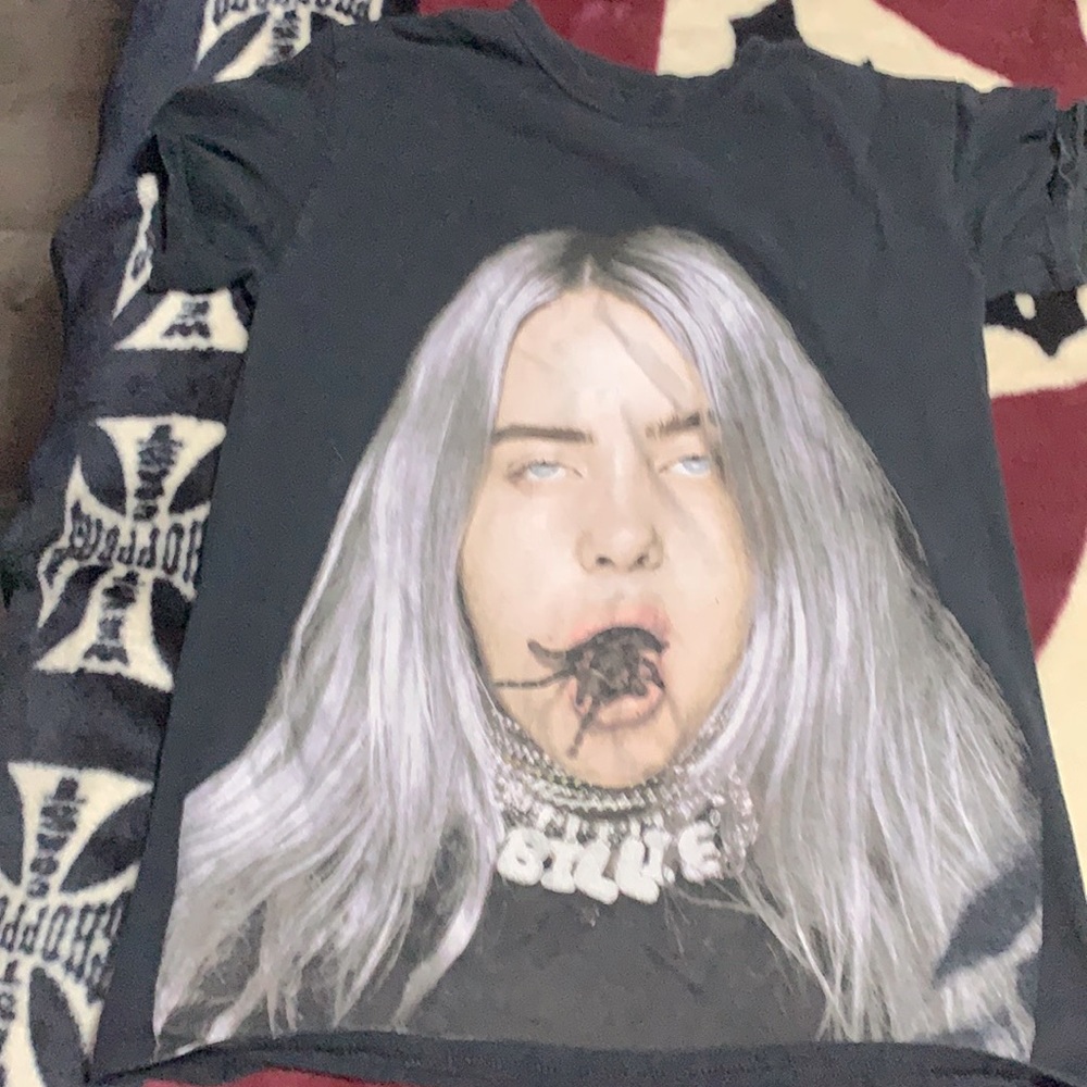 Authentic Billie Eileish merchandise🕷🕸